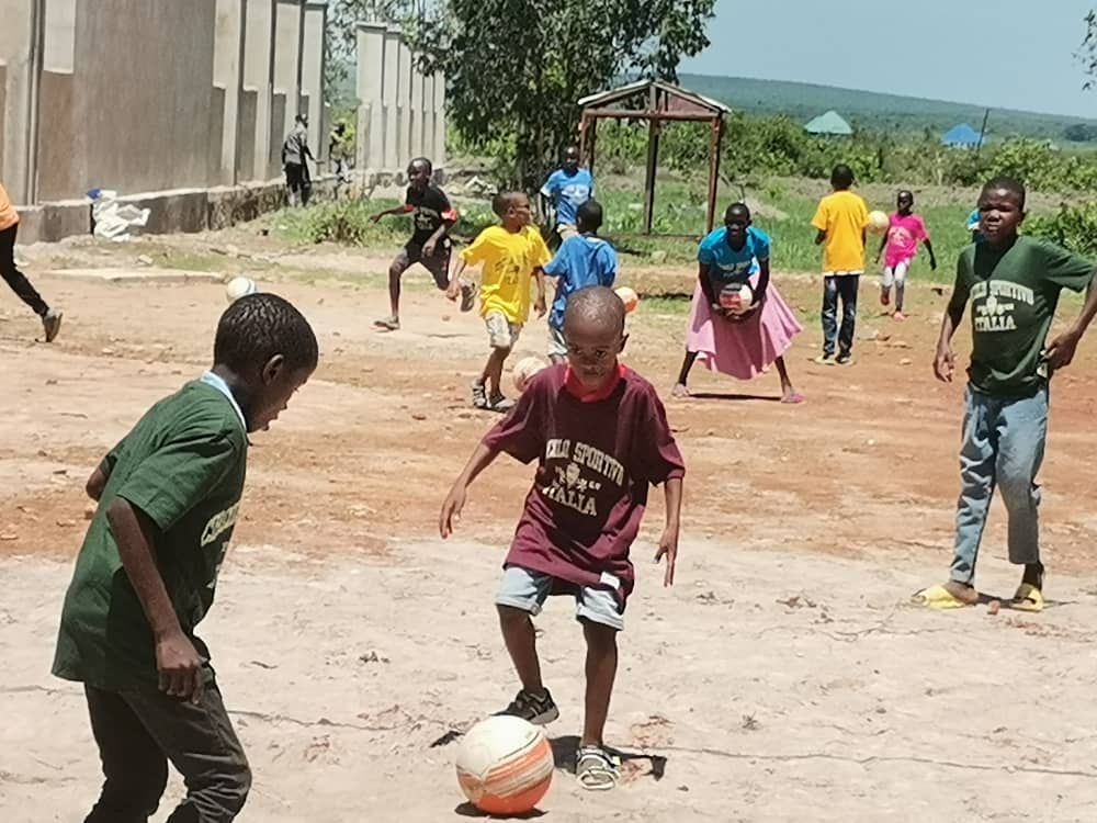 Campo sportivo a Magogo Geita